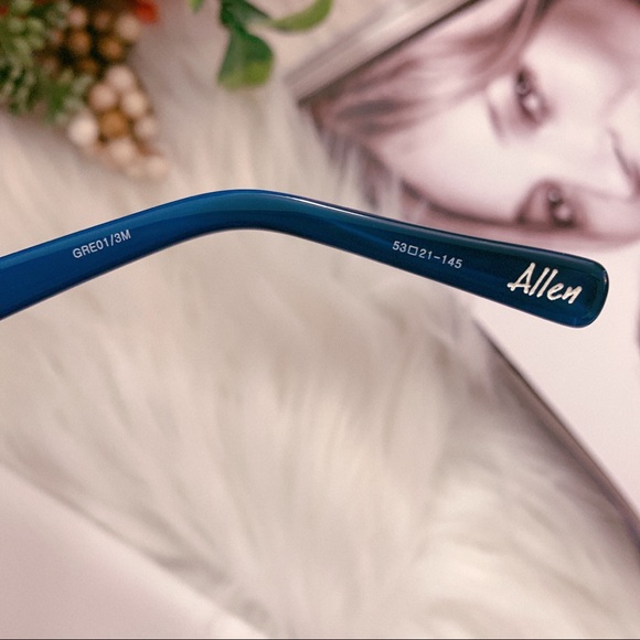 Elizabeth And James Allen Sunglasses - Picture 4 of 8